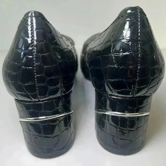 Rialto Foremost Black Croc block heels 9M patent pointed toe 007-R8881 06/2020 - Picture 5 of 9